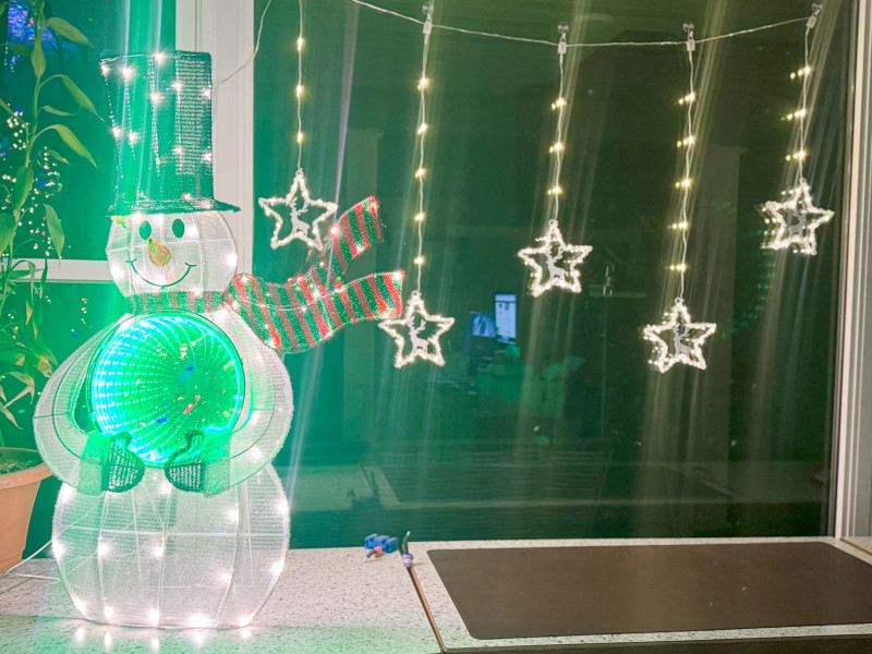 CUTE Christmas Decorations From Amazon + Discount Code - (Christmas Snowman And Curtain Lights Review).