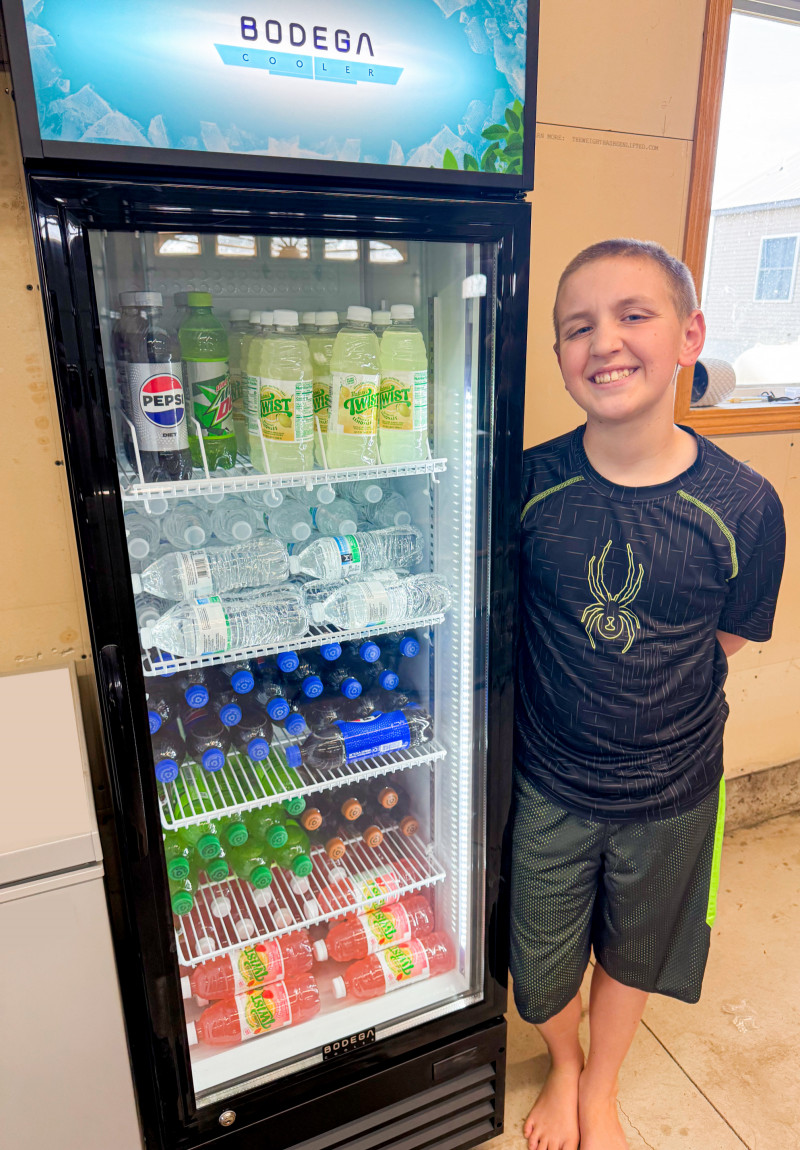BODEGA COOLER Commercial Beverage Refrigerator Review.
