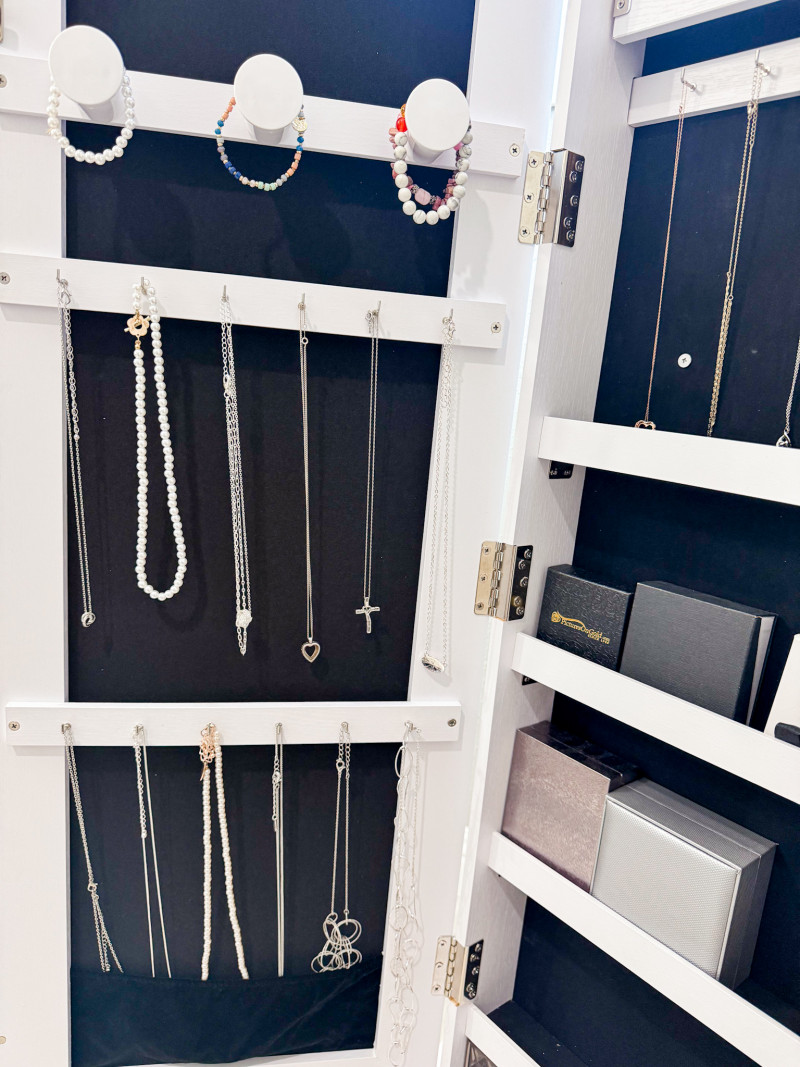 SONGMICS Lockable Mirror Jewelry Cabinet Review (+ Jewelry Box Giveaway!).