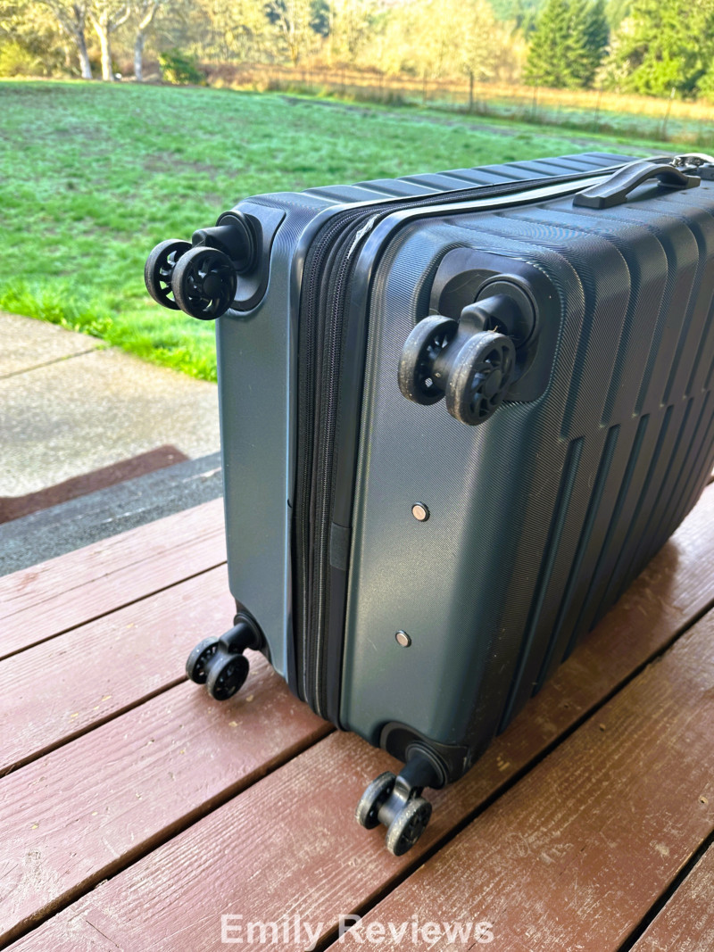 Luggage, Hard Shell Suitcase, Expandable Suitcase, Carry-On Suitcase, Check-Bag Luggage, TSA Luggage, TSA-Approved Locks, TSA, Family Travel, Business Travel, Affordable Luggage