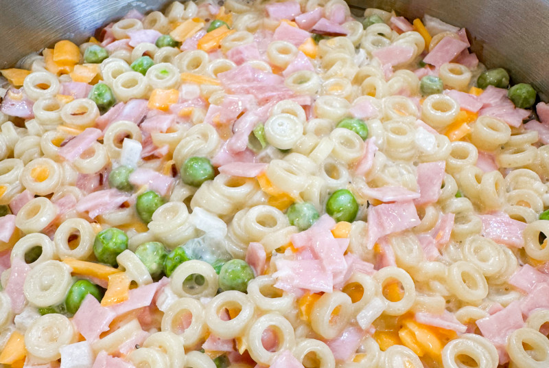 Perfect Creamy Pasta Salad Recipe.