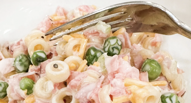 Perfect Creamy Pasta Salad Recipe.