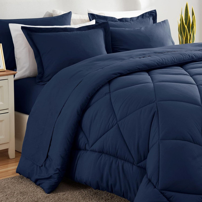 College Dorm, Dorm Room Must-Haves, Dorm Room Essentials, College Apartment