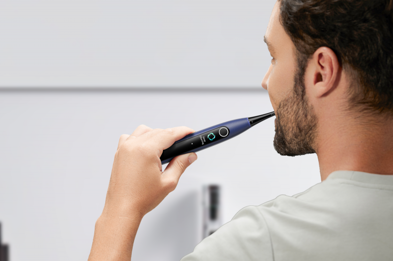 Oclean X Lite Toothbrush.