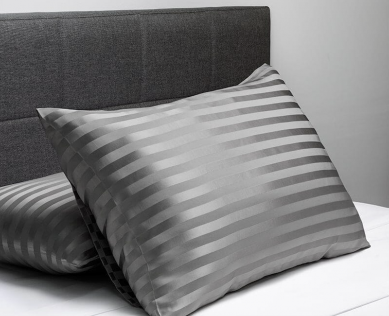 Fishers Finery 30 Momme 100% Pure Mulberry Silk Pillowcase.