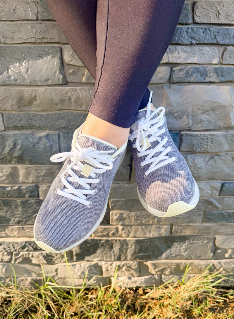 KURU FLEX Via Sneakers Review - Fresh & Clean Style For Fall.
