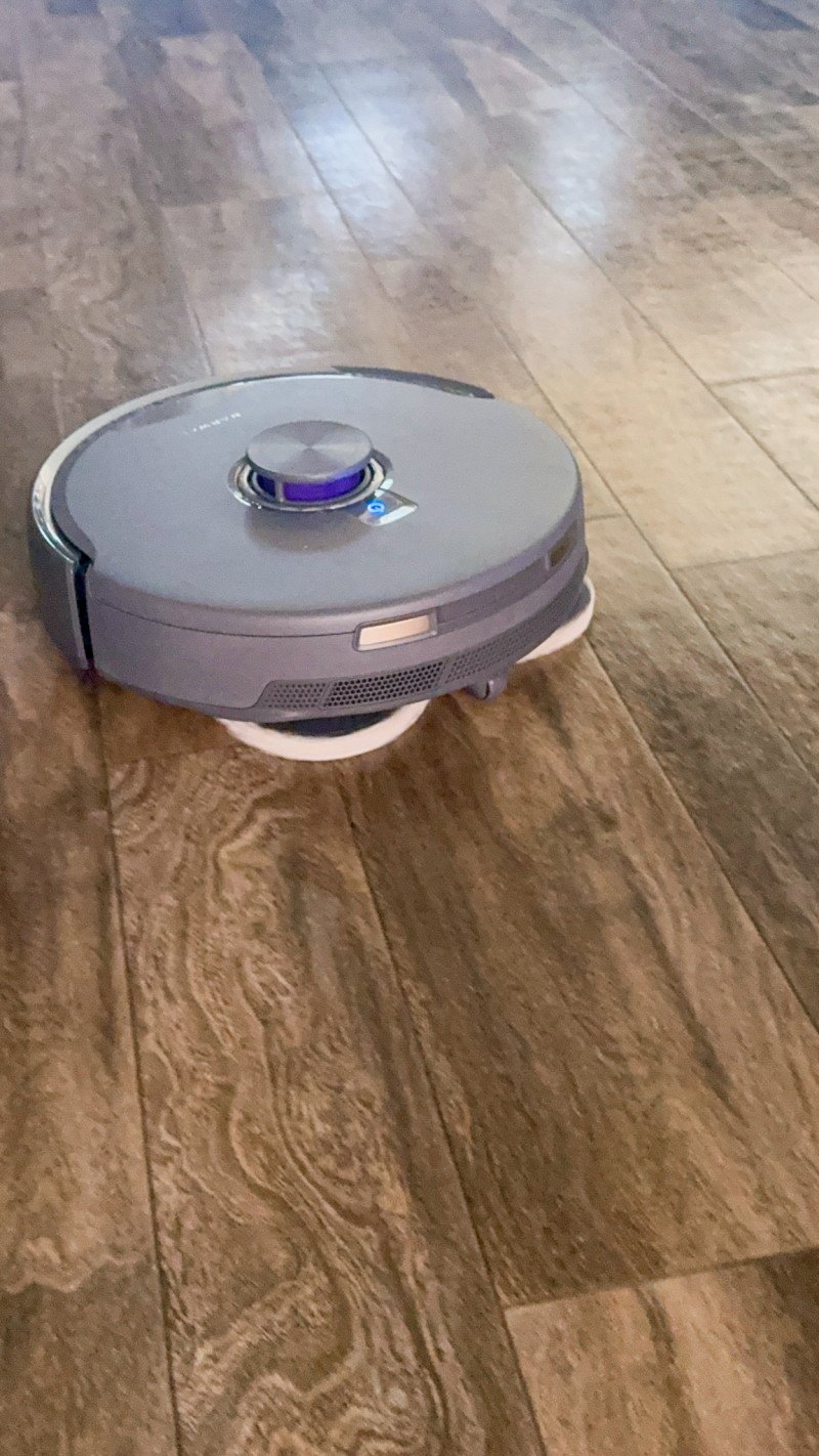 Narwal Freo Z10 Ultra Robot Vacuum and Mop Review + Giveaway.