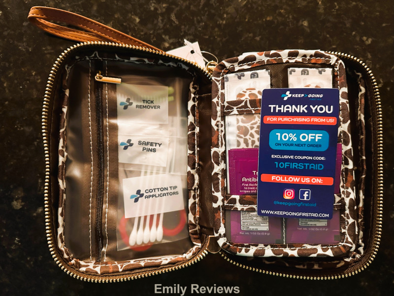 Keep Going First Aid Kits, Adult Gift Ideas, Teen Gift Ideas, Stocking Stuffers, School Backpacks, Sports Bags, Gym Bags