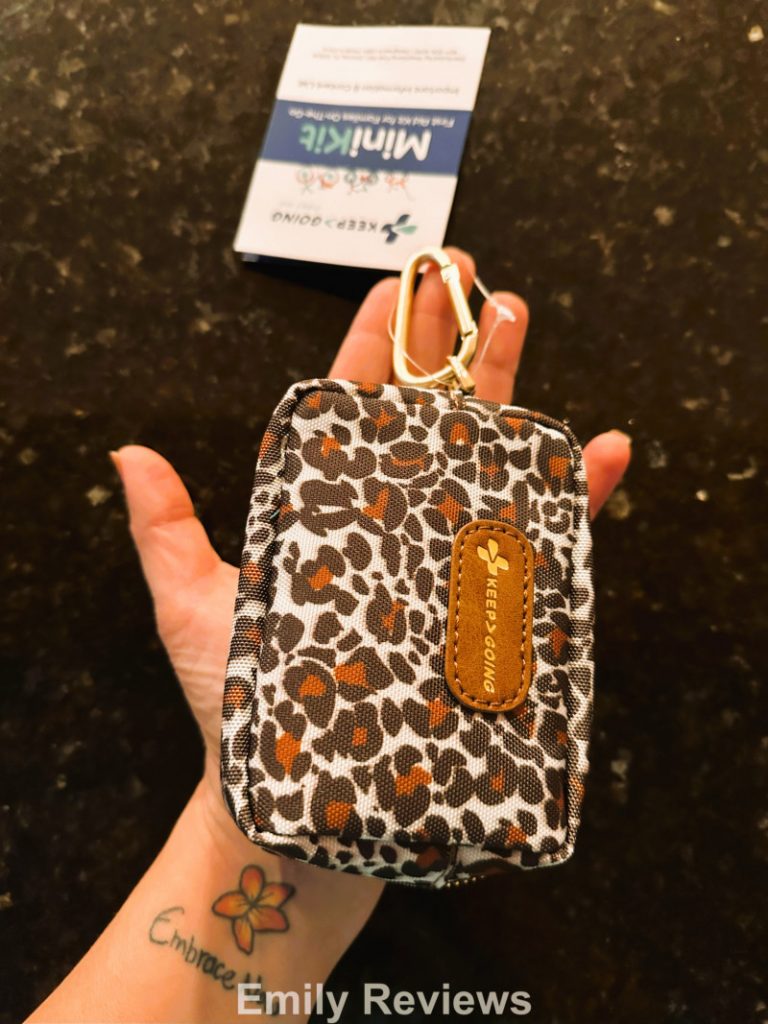 Keep Going First Aid Kits, Adult Gift Ideas, Teen Gift Ideas, Stocking Stuffers, School Backpacks, Sports Bags, Gym Bags