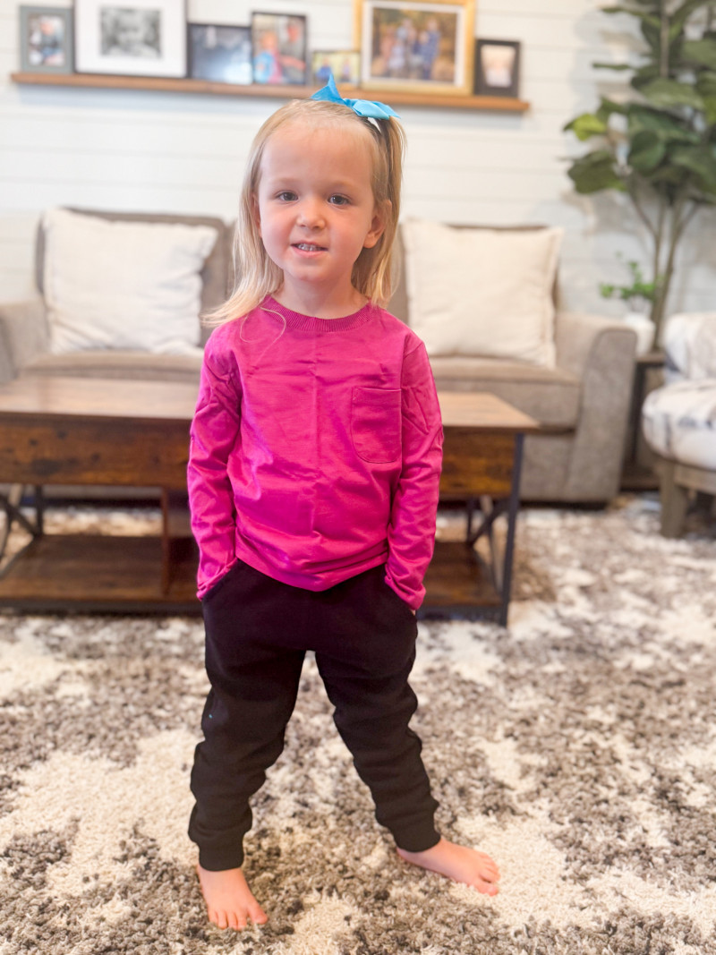 Mightly Review - Kids Holiday Styles & More! (+ Giveaway).