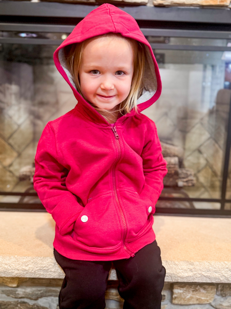 Mightly Review - Kids Holiday Styles & More! (+ Giveaway).