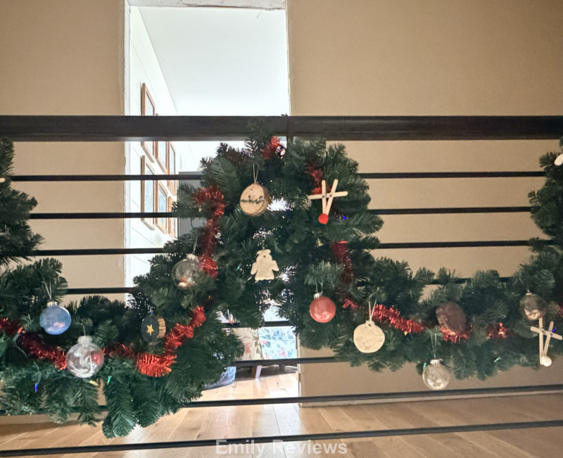 Christmas Decor, Fir Garland, Batter-Powered Lights, Christmas Ornaments