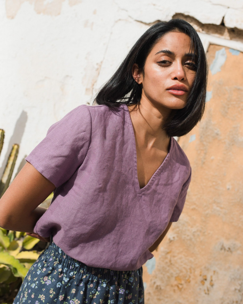 Not perfect linen v-neck top