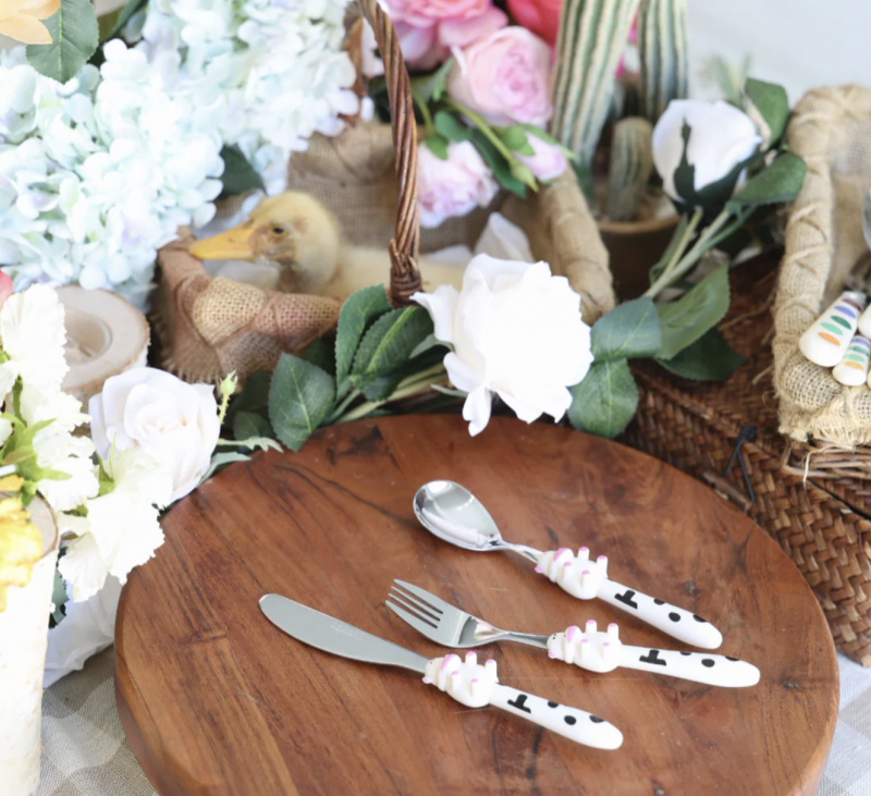 ANNOVA Kids Cow Handle Children's Stainless Steel Silverware Set Giveaway!