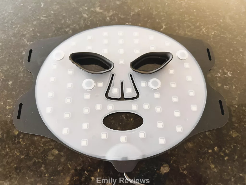 Skincare, Red Light Therapy, Anti-Aging, Reduce Acne, Improve Skin Texture