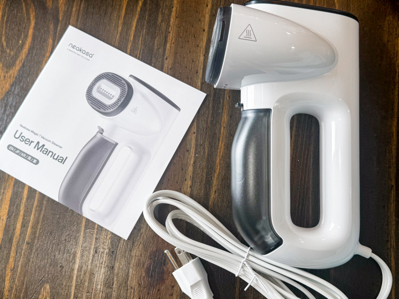 Neakasa Magic 1 Handheld Vacuum Steamer Review.