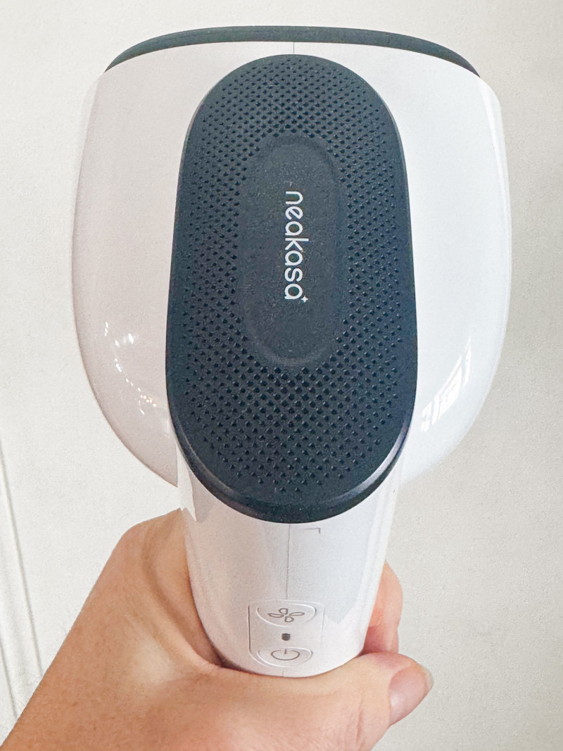 Neakasa Magic 1 Handheld Vacuum Steamer Review.