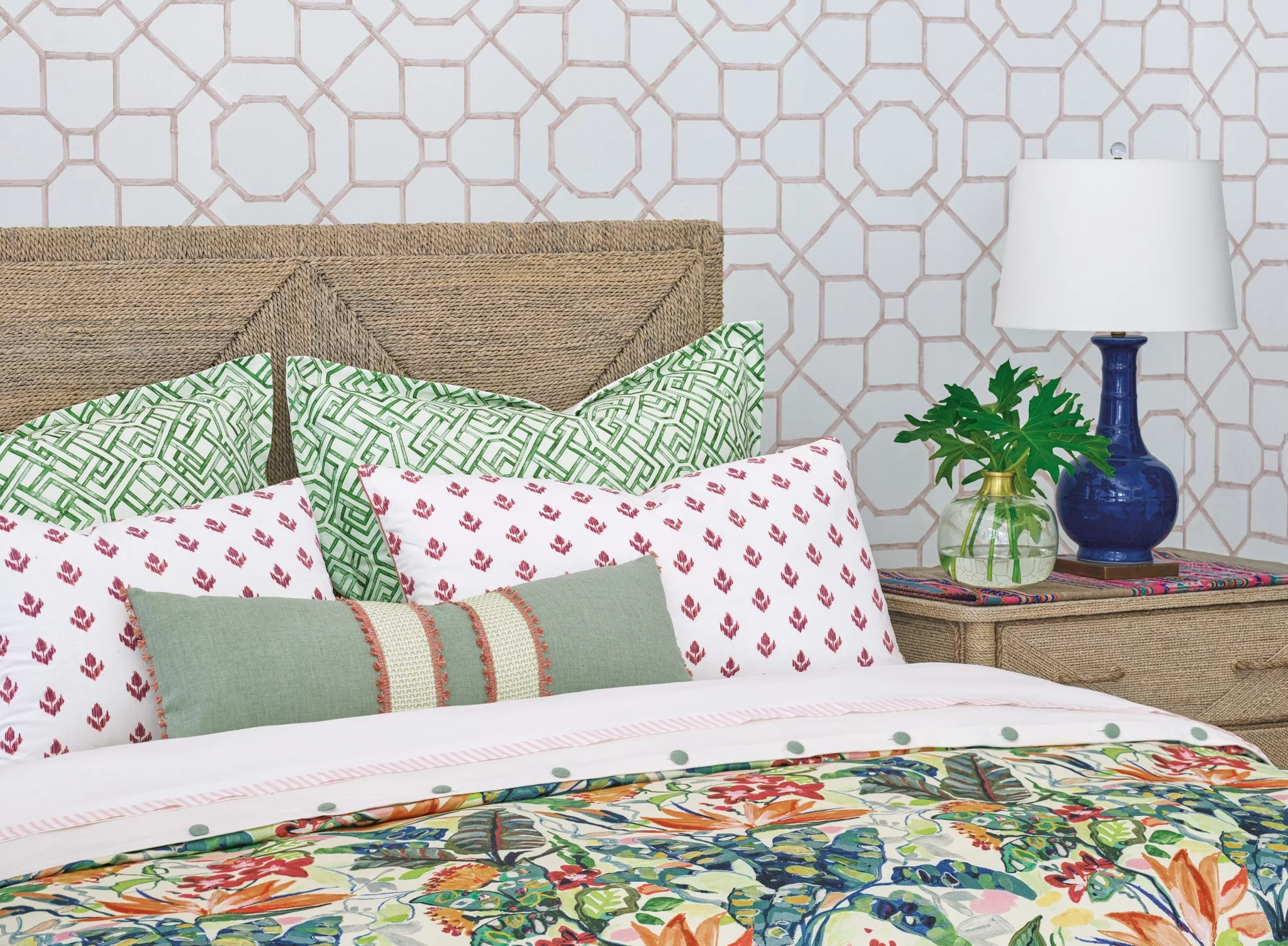 5 Simple Ways To Turn Your Master Bedroom Into an Oasis.
