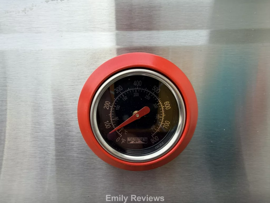 Monument Mesa II 415BZ review, Monument grill review, budget gas grill, propane grill with side burner, best gas grill under 500, backyard grill ideas, grill rain cover review