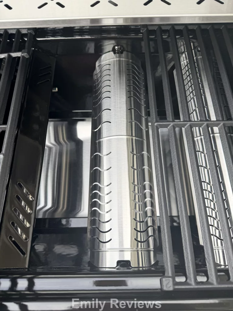 Monument Mesa II 415BZ review, Monument grill review, budget gas grill, propane grill with side burner, best gas grill under 500, backyard grill ideas, grill rain cover review