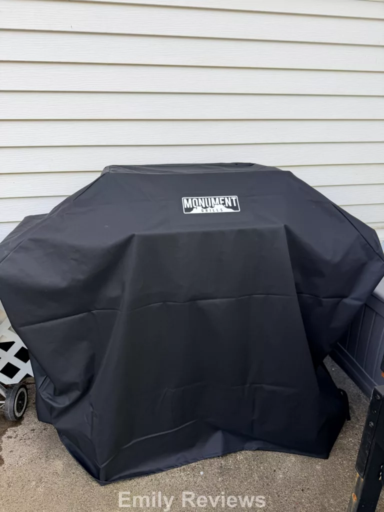 Monument Mesa II 415BZ review, Monument grill review, budget gas grill, propane grill with side burner, best gas grill under 500, backyard grill ideas, grill rain cover review
