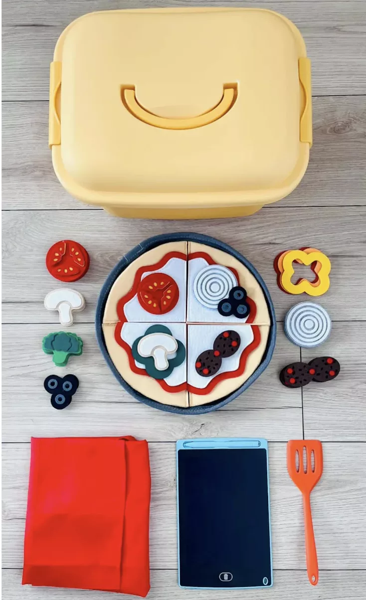  Bin Busy Making Pizza busy bin for kids.