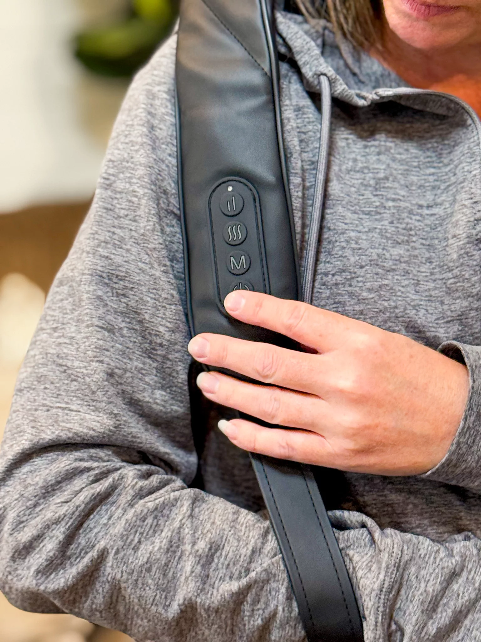 Cupilo Cordless Neck Massager With Heat Review.