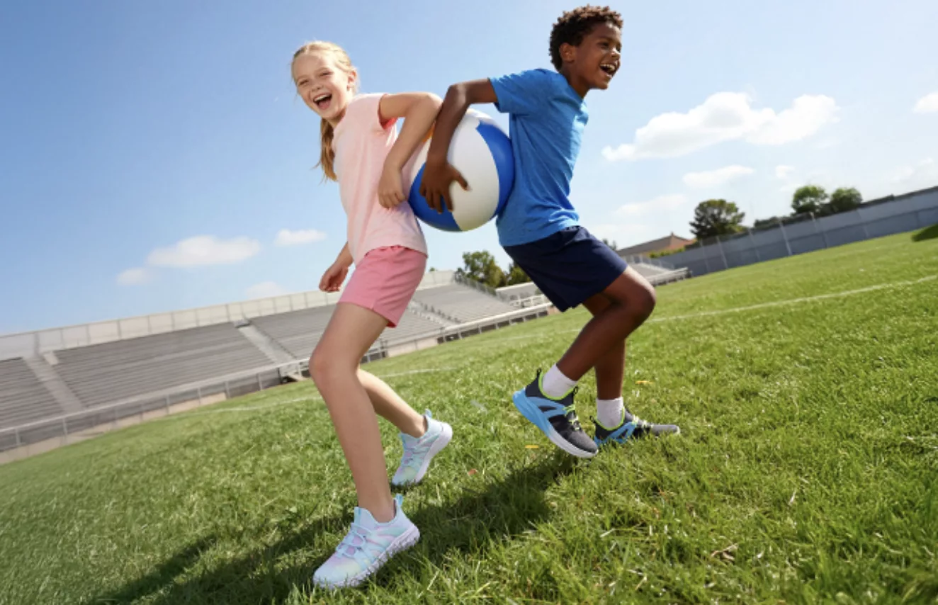 DREAM PAIRS KIDS Kids’ Lightweight Slip-On Running Shoes.