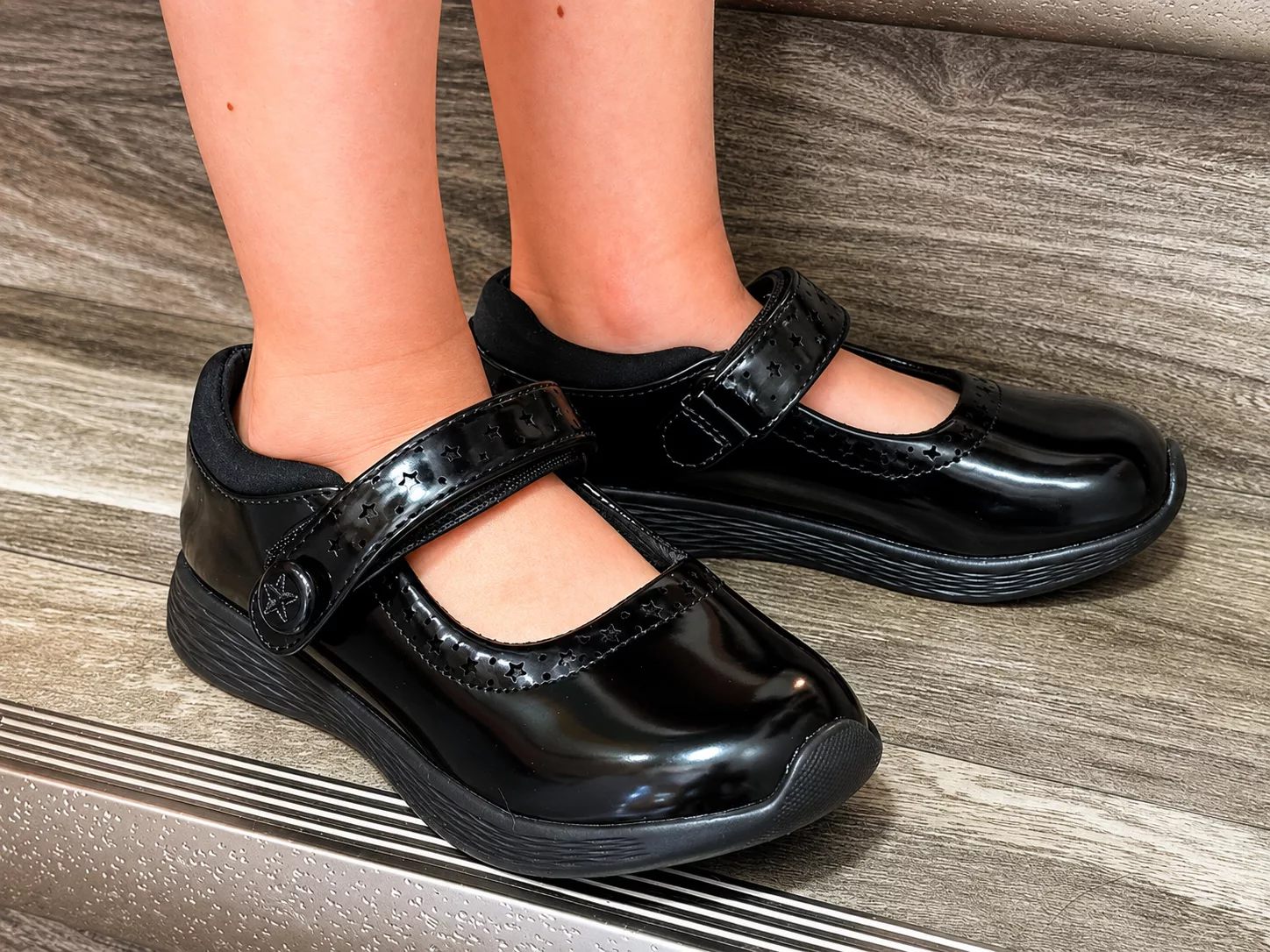 Back-To-School With Dream Pairs Shoes.