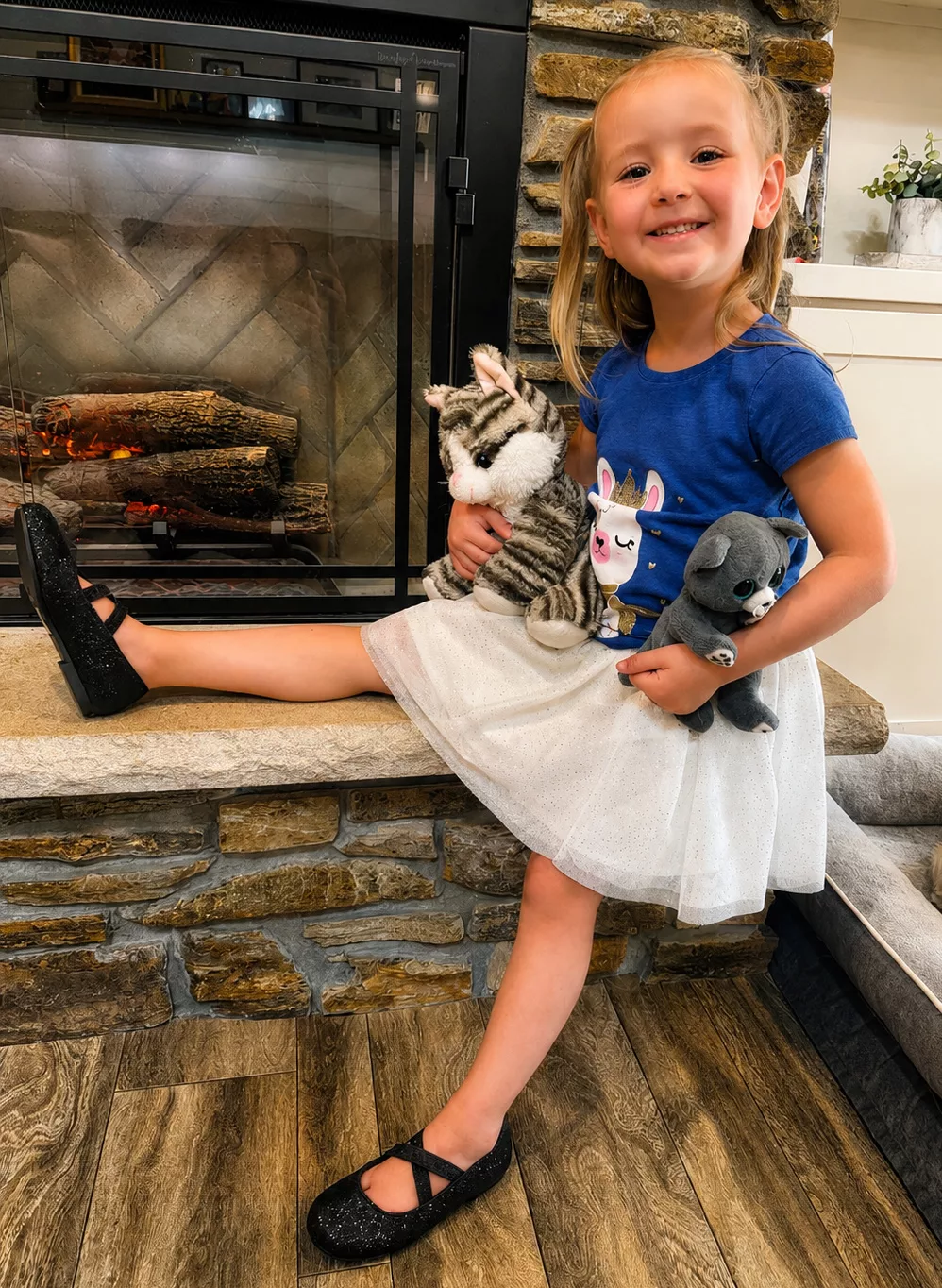 DREAM PAIRS Review: Girls Footwear For Every Mood! (+ Dream Pairs Coupon Code!).