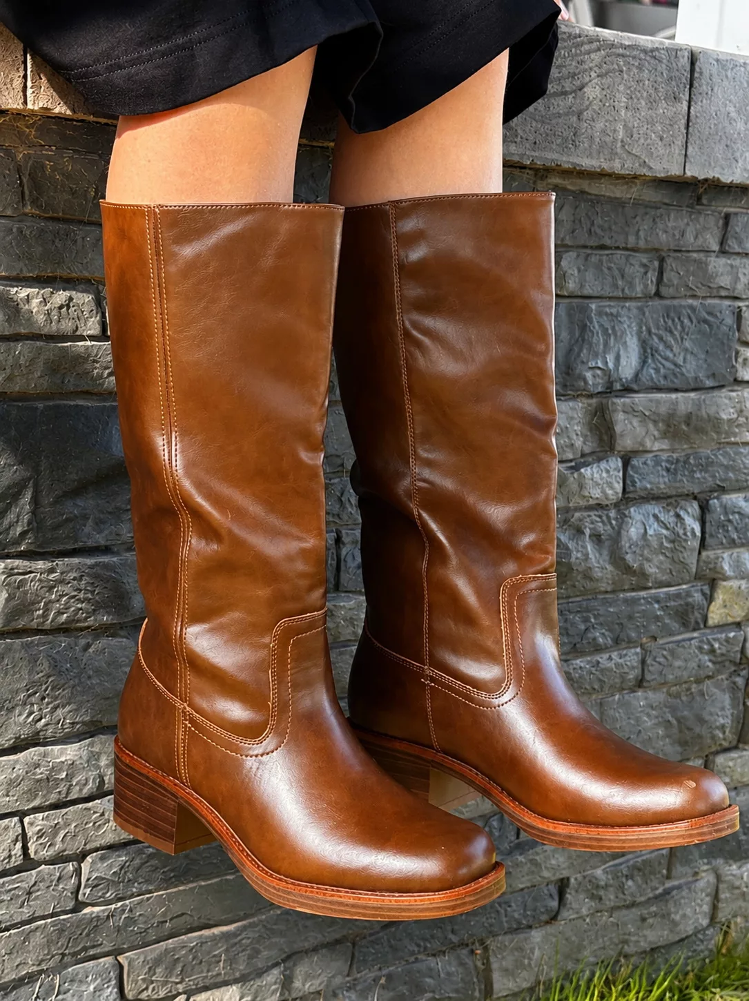 Dream Pairs Fall Fashion Boots Review.