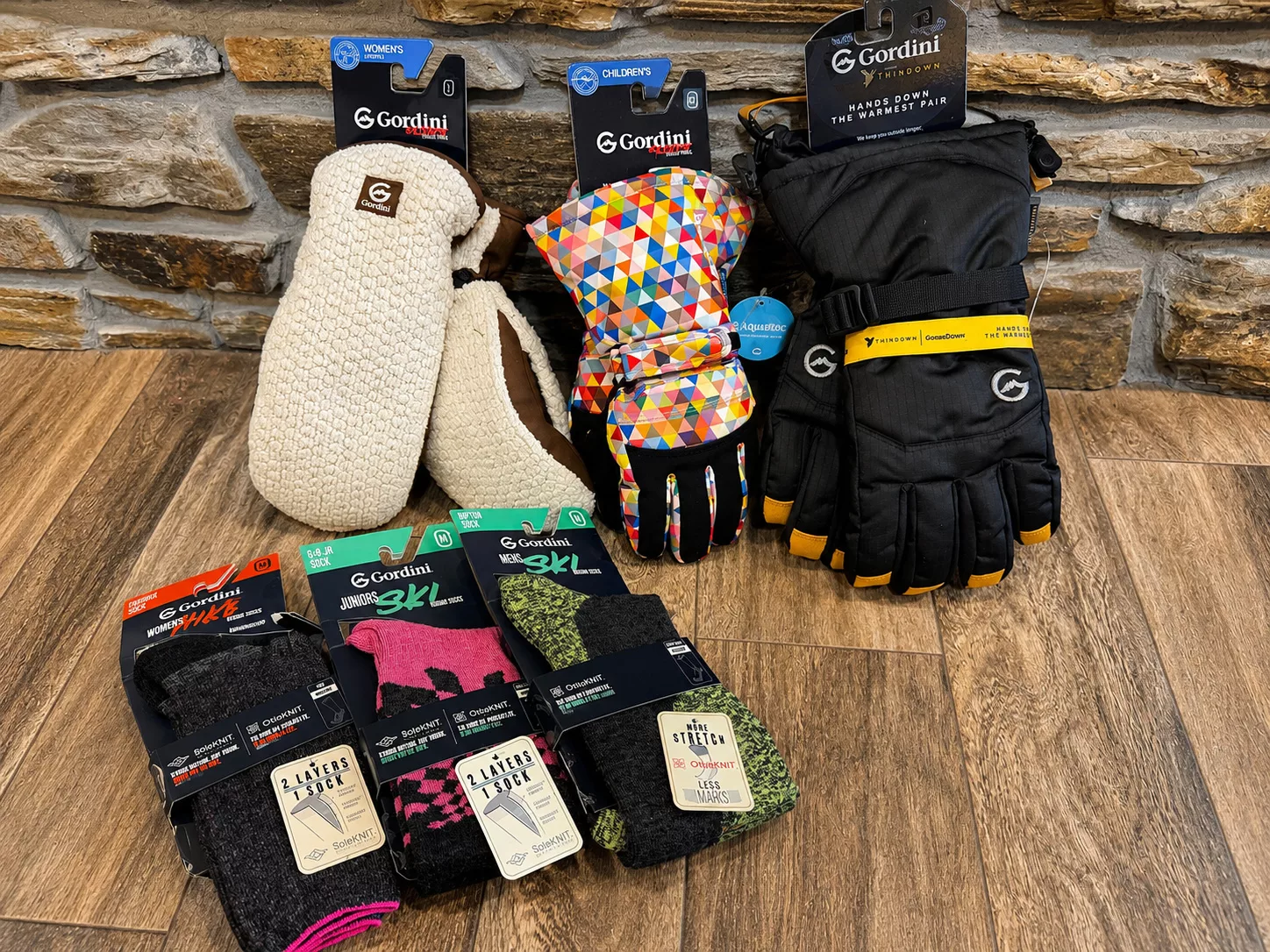 Gordini Performance Gloves & Socks Review - Gear For The Whole Family!