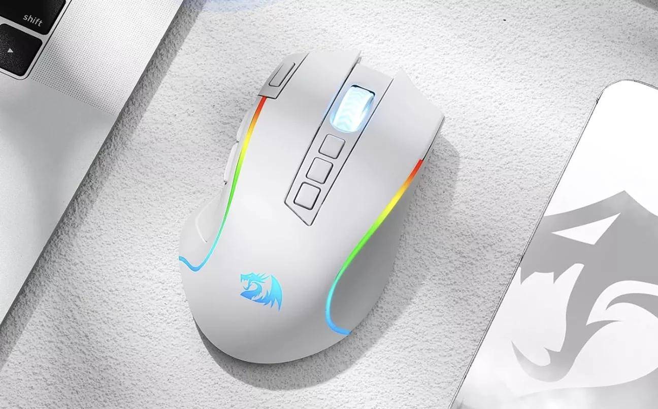 Redragon Review: PREDATOR M612 PRO Mouse, WYVERN K761 PRO Keyboard, & PG1M Glass Gaming Mouse Pad (+ GIVEAWAY!).
