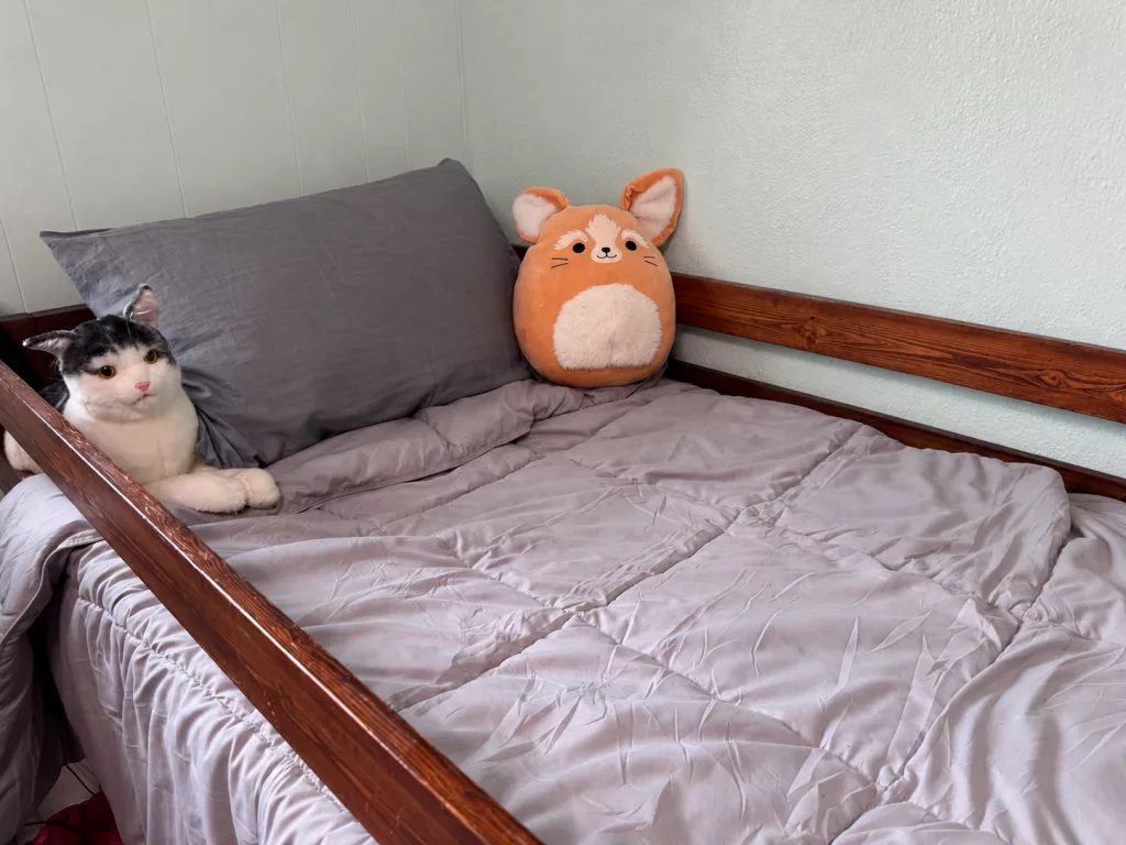 cloudfit comforter bed made