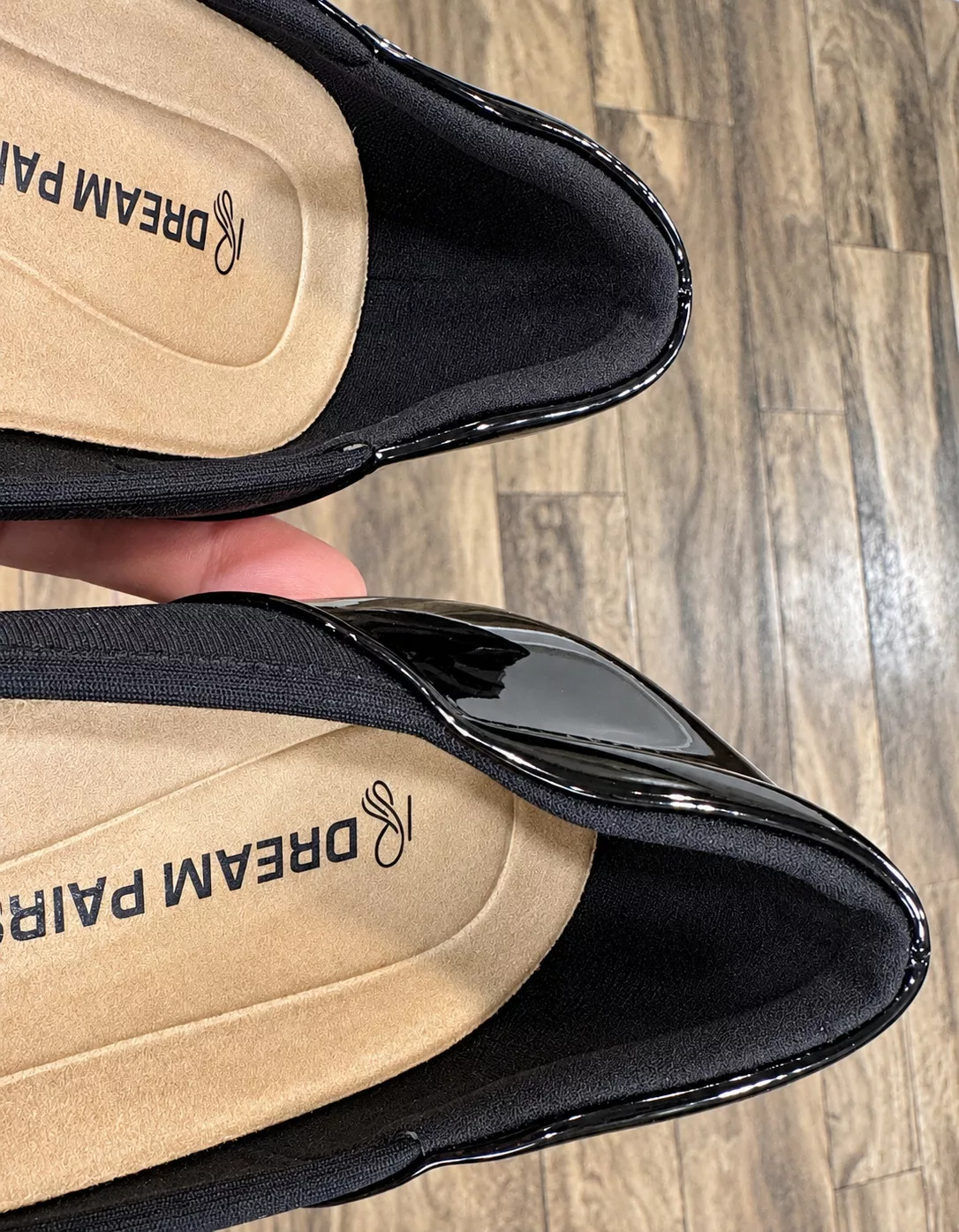DREAM PAIRS Women's Pumps.
