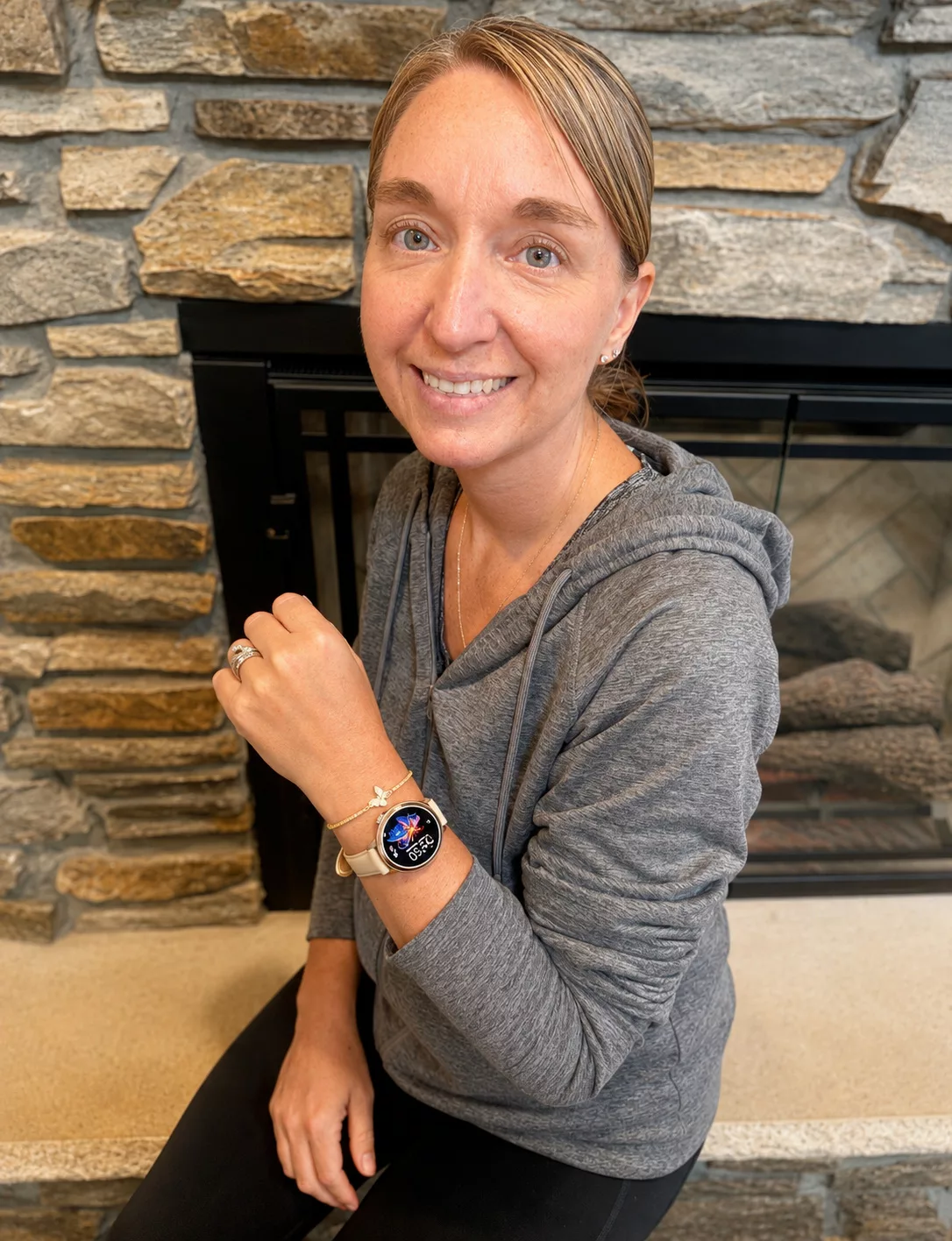 FANY Smartwatch & Bracelet Gift Set Review, Discount, + Giveaway.