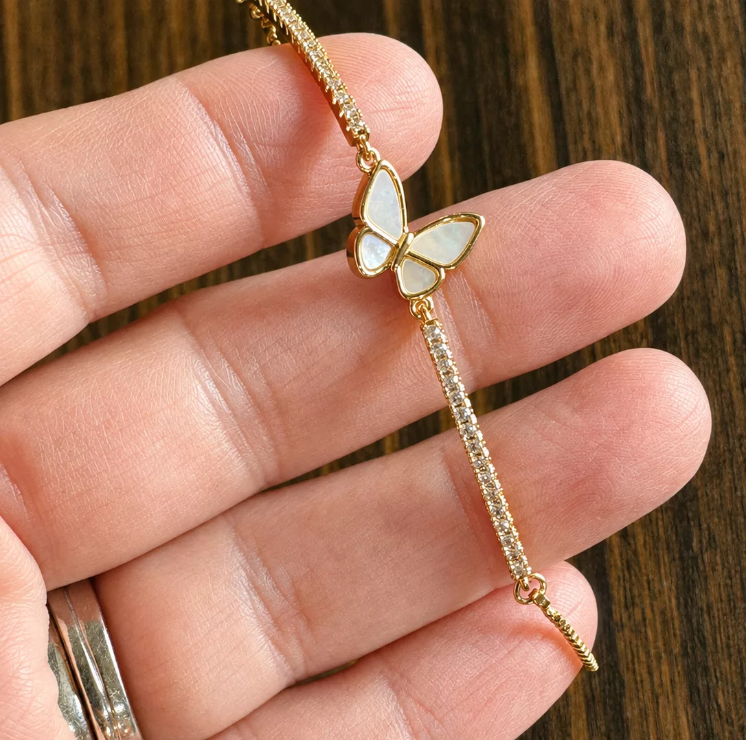 FANY Smartwatch & Bracelet Gift Set Review, Discount, + Giveaway.