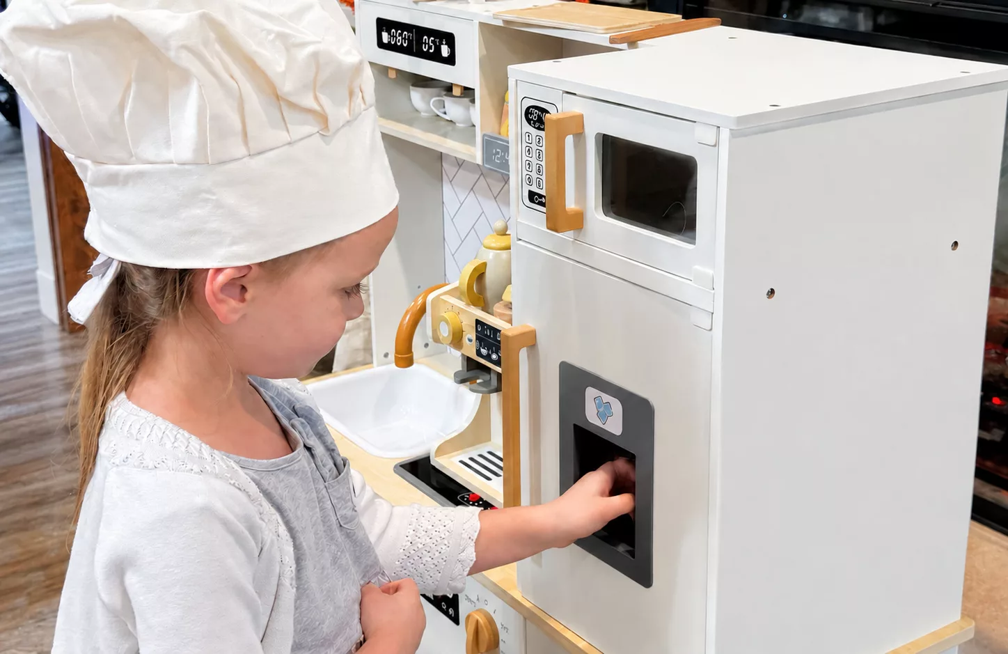 Freniland Wooden Kitchen & Coffee Center: Ultimate Pretend Play Kitchen Duo (+ Giveaway).