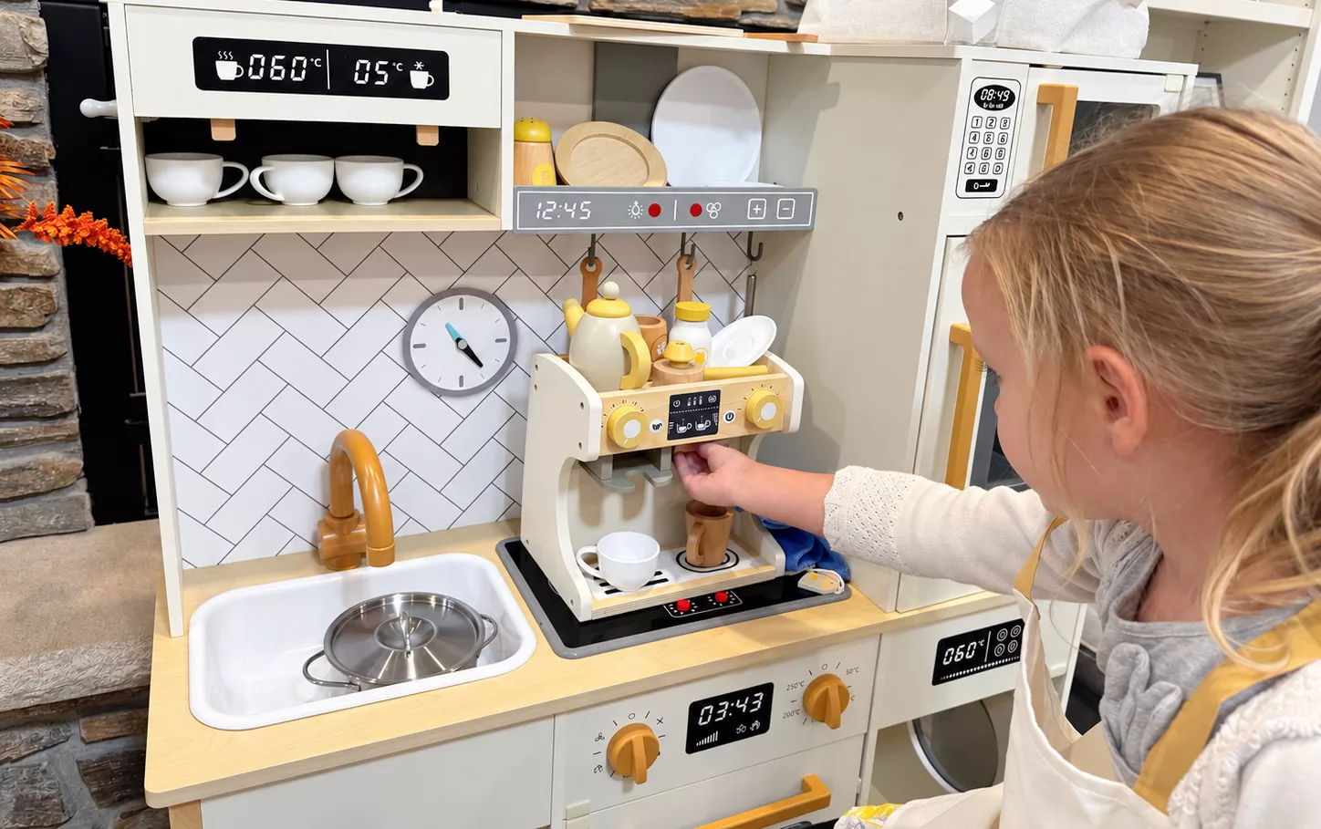 Freniland Wooden Kitchen & Coffee Center: Ultimate Pretend Play Kitchen Duo (+ Giveaway).