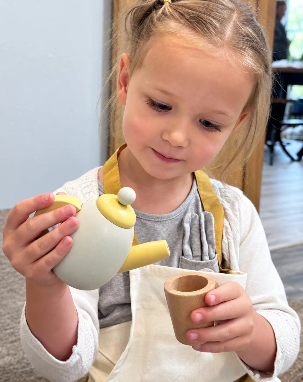 Freniland Wooden Kitchen & Coffee Center: Ultimate Pretend Play Kitchen Duo (+ Giveaway).