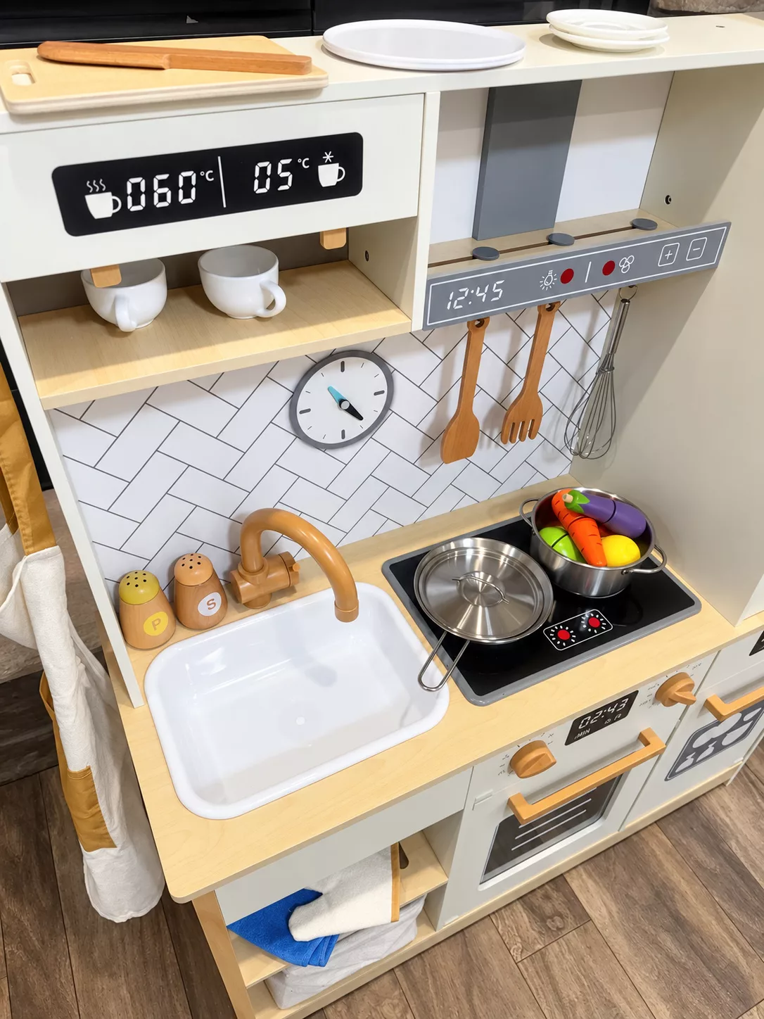 Freniland Wooden Kitchen & Coffee Center: Ultimate Pretend Play Kitchen Duo (+ Giveaway).