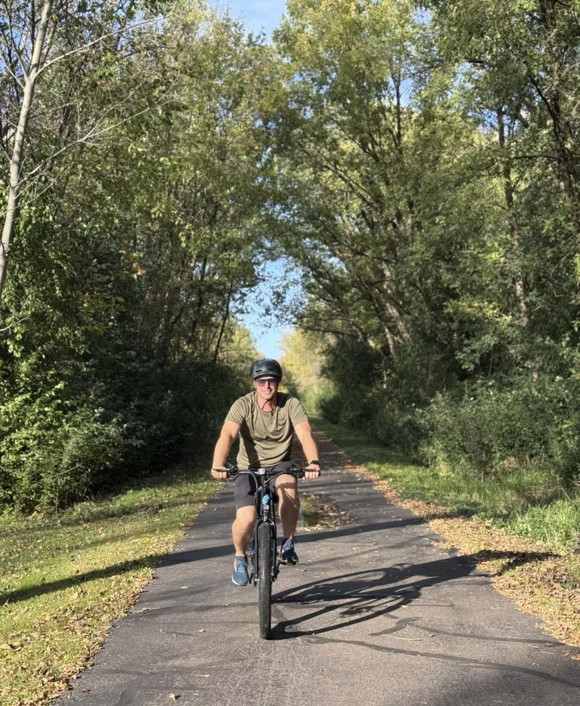 schwinn parkwood electric bike