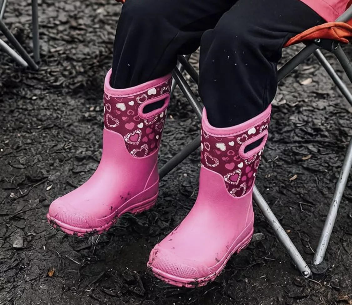 DREAM PAIRS Waterproof Outdoor Boots.