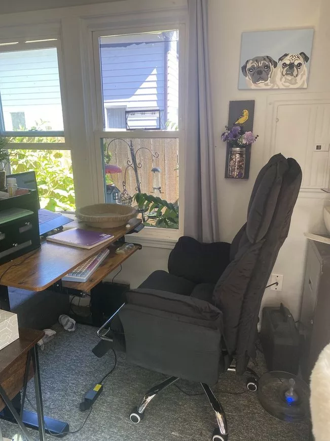 HOMRELEXA office chair review cross legged pet chair